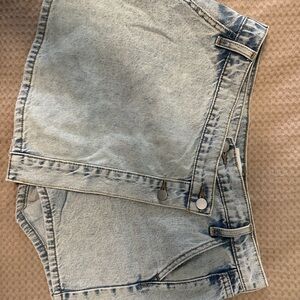 Alter’d State Cross over short